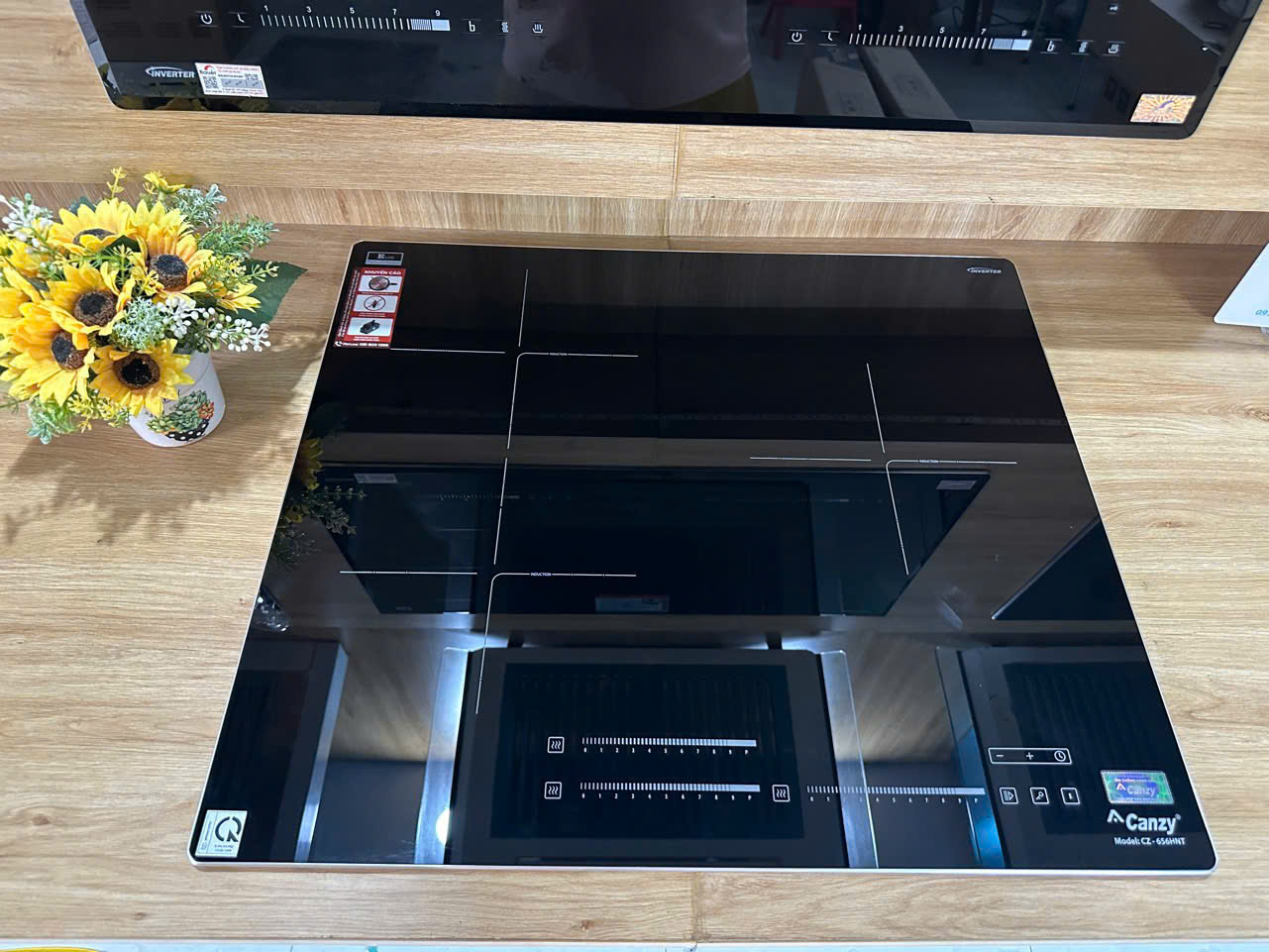 Bếp Từ Ba Canzy CZ 656HNT
