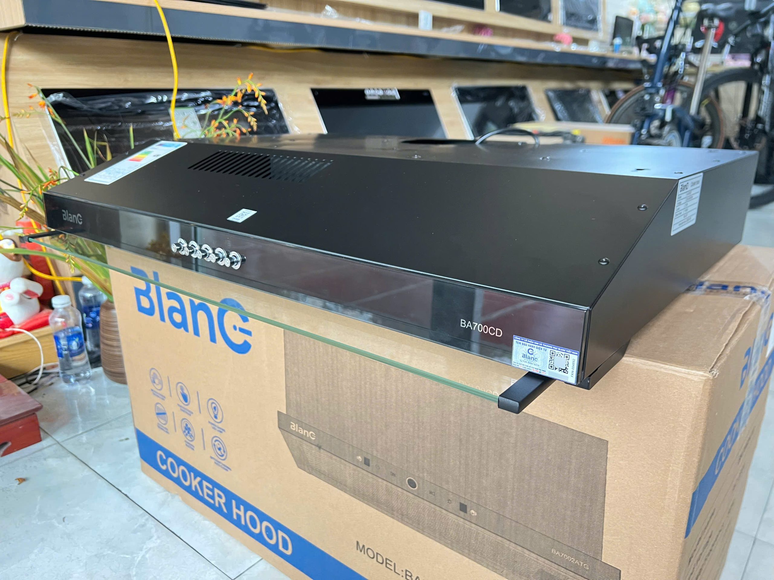 Máy Hút Mùi BlanC BA 700CD